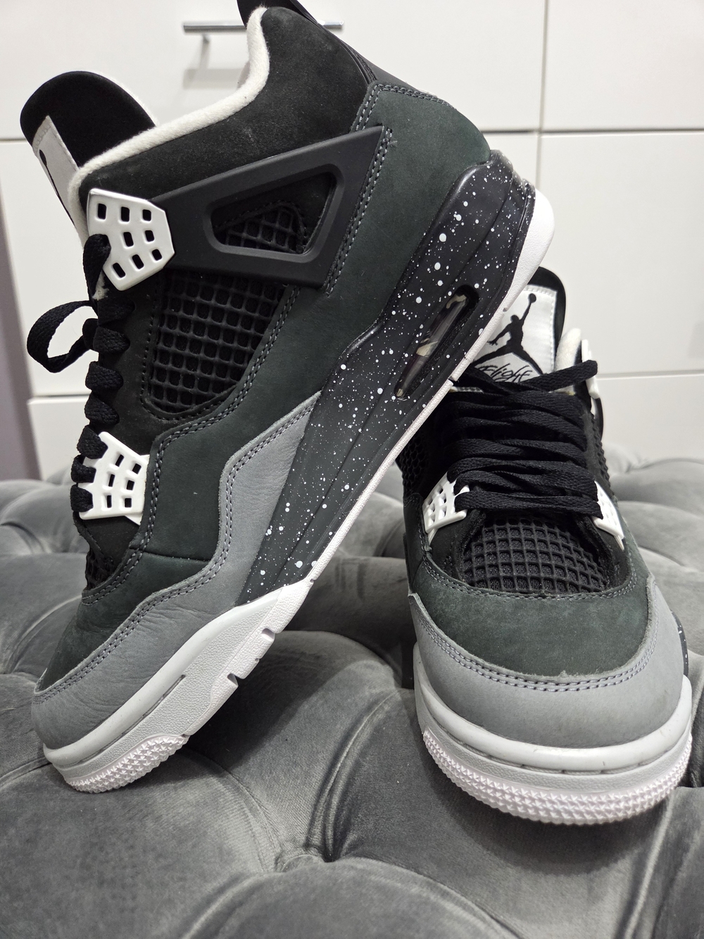 Air Jordan 4 Retro 'Fear' 2024
Worn 2X